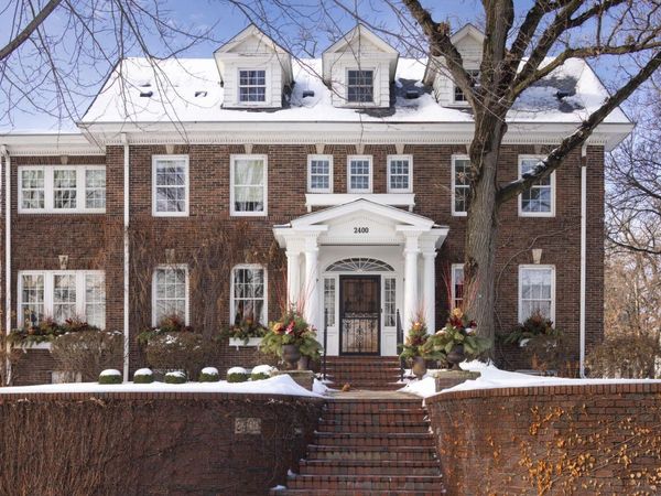 2400 W Lake Of The Isles Parkway, Minneapolis, MN 55405