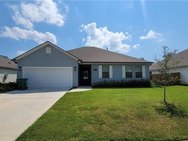 813 DANDELION Drive, Westwego, LA 70094
