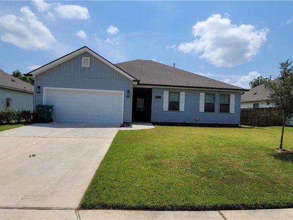 813 DANDELION Drive, Westwego, LA 70094