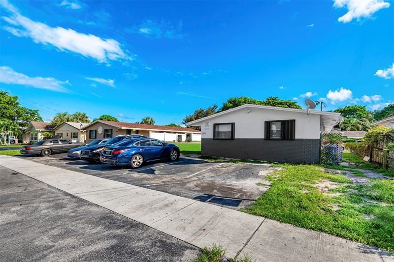 404 NE 4th Street, Pompano Beach, FL 33060 Photo