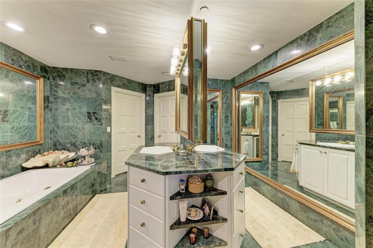 4473 Gulf Of Mexico Drive, Unit 4473, Longboat Key, FL 34228 Photo