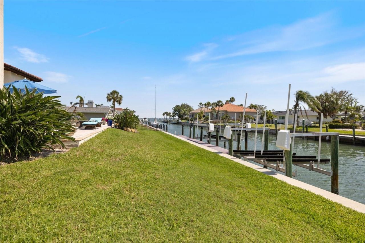 524 Schooner Lane, Longboat Key, FL 34228 Photo