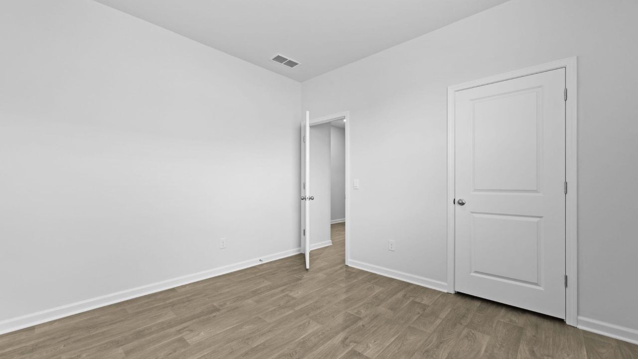 110 Cantley Way Photo 17