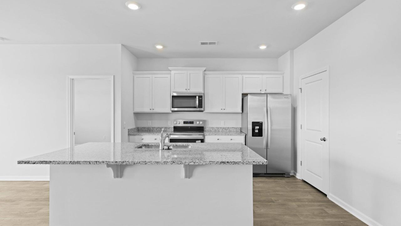 110 Cantley Way Photo 4