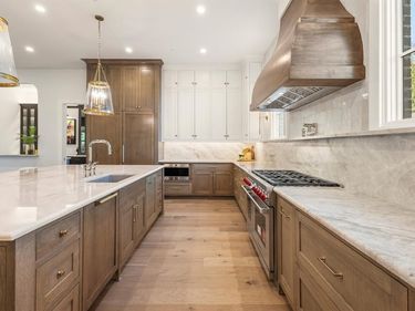 5925 Williamstown Road, Dallas, TX 75230