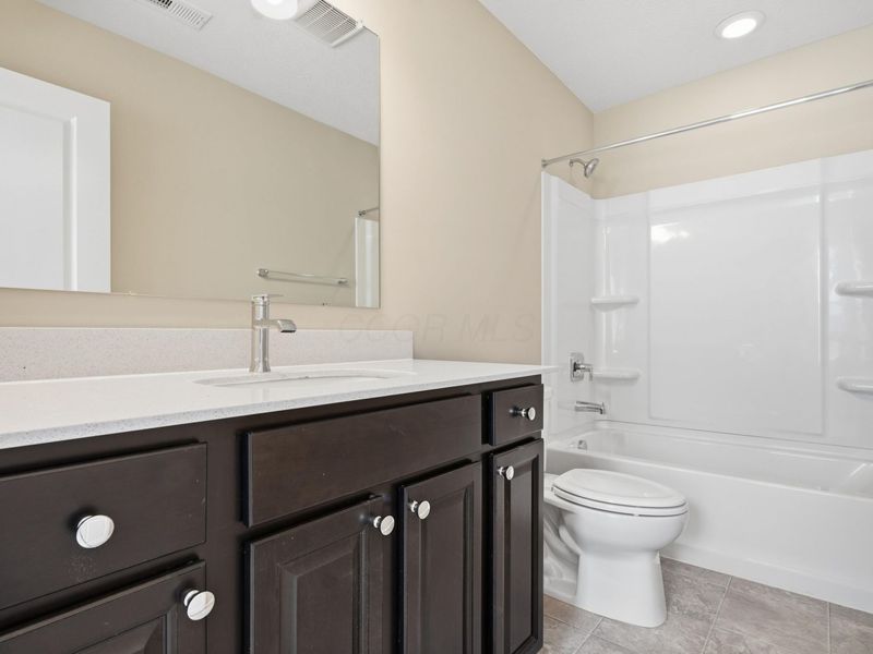 5487 Fawnsbury Court, Powell, OH 43065 Photo 23