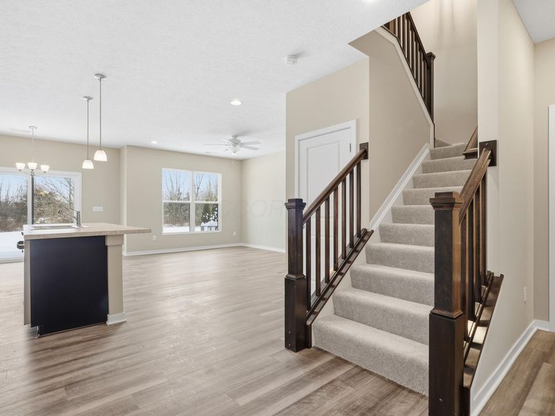 5487 Fawnsbury Court, Powell, OH 43065 Photo 6