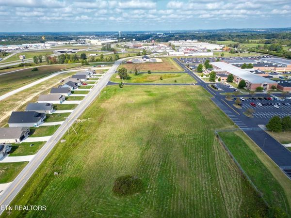 3 Cook Rd, Crossville, TN 38571