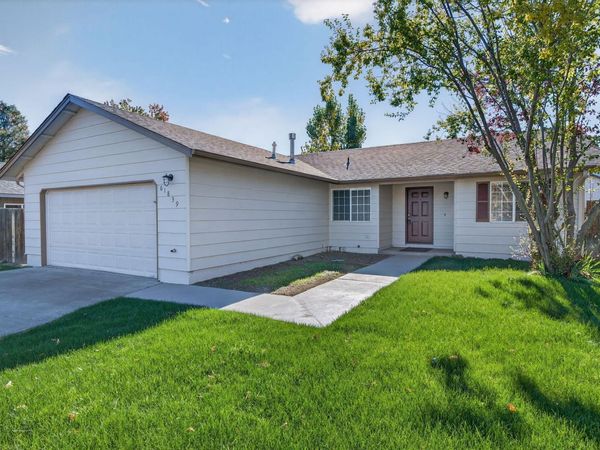 61839 Avonlea Circle, Bend, OR 97702