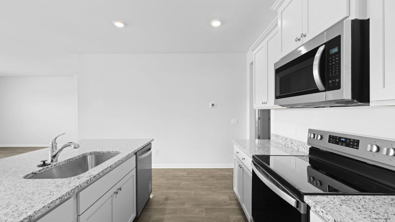 118 Cantley Way Photo 5