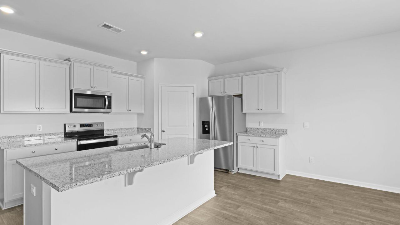 118 Cantley Way Photo 6