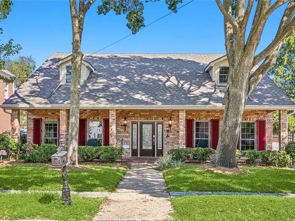 4613 SOUTHSHORE Drive, Metairie, LA 70002