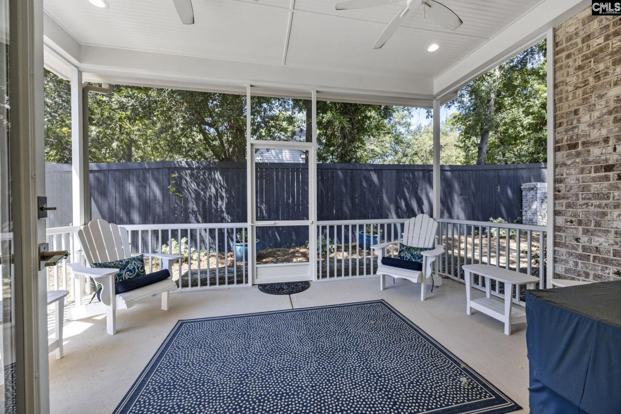 21 Highbourne Court Photo 37