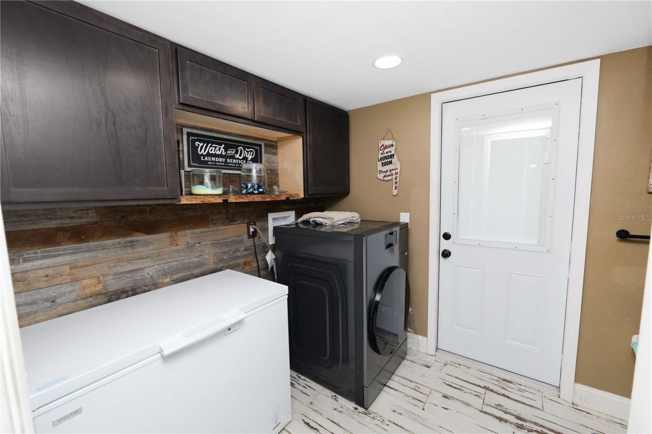 2719 Woodstock Avenue, Eaton Park, FL 33840 Photo