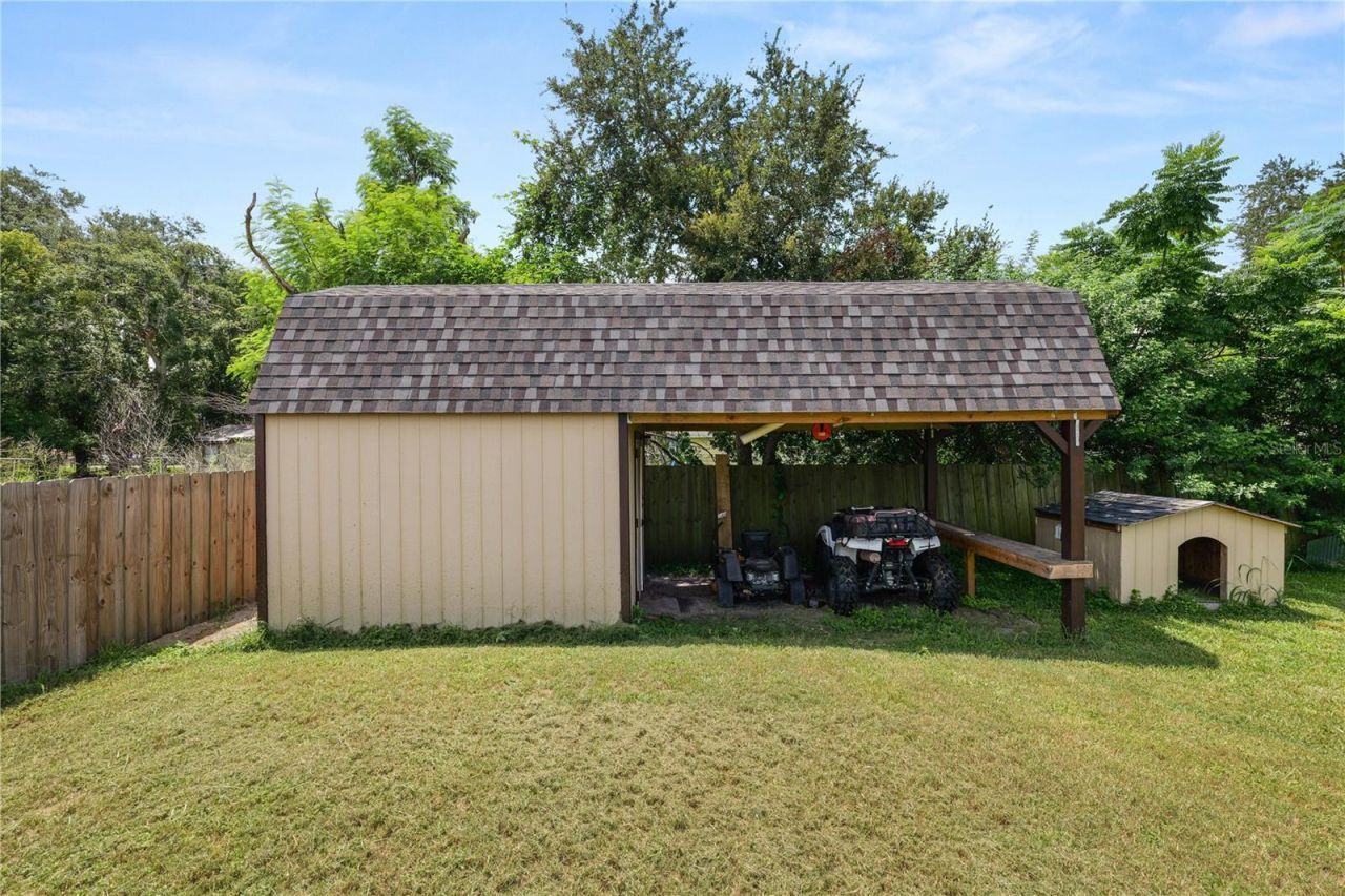 2719 Woodstock Avenue, Eaton Park, FL 33840 Photo