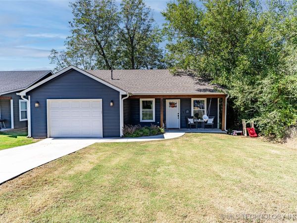 904 S Hickory Street, Bristow, OK 74010