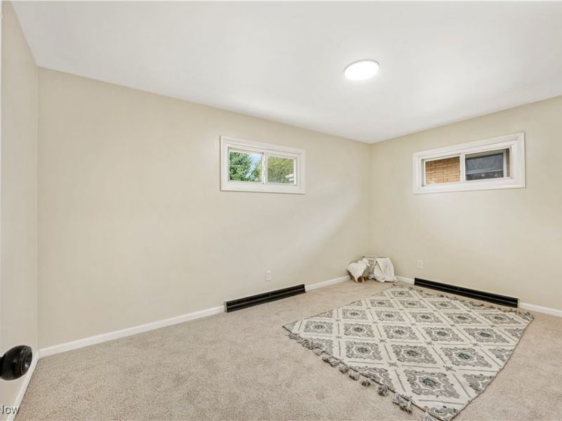 586 Hillman Road, Akron, OH 44312 Photo 14