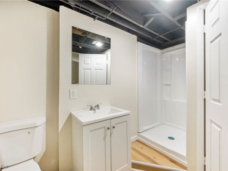 586 Hillman Road, Akron, OH 44312 Photo 17