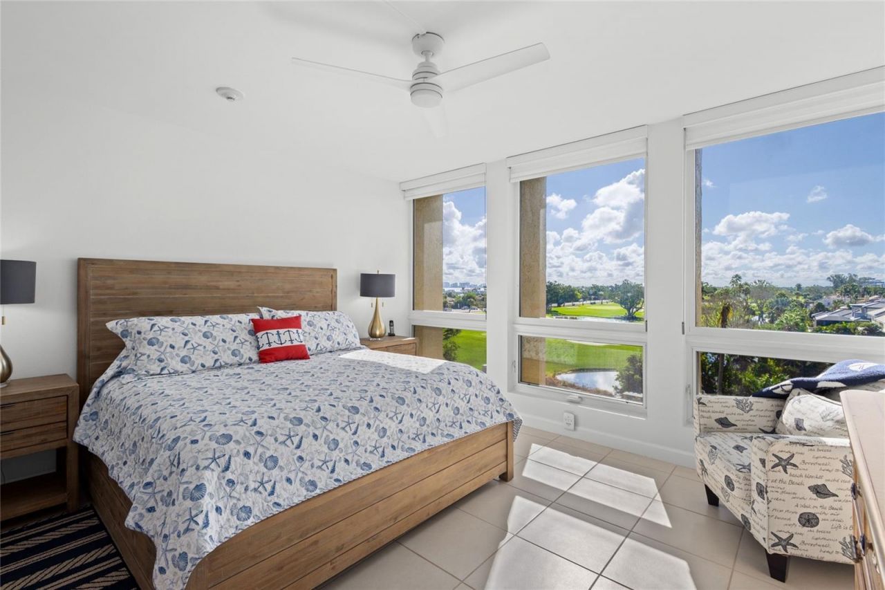 1065 Gulf Of Mexico Drive, Unit 402, Longboat Key, FL 34228 Photo