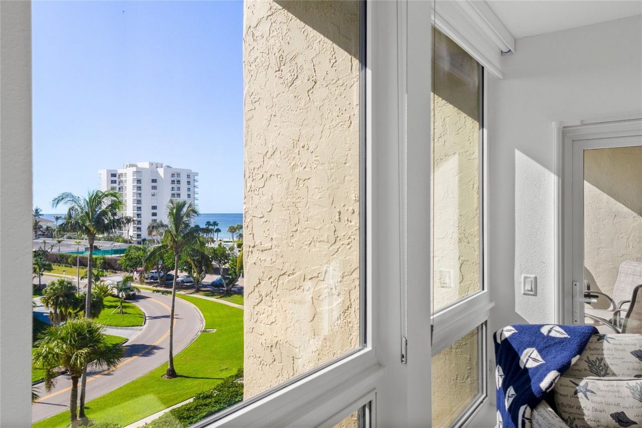 1065 Gulf Of Mexico Drive, Unit 402, Longboat Key, FL 34228 Photo