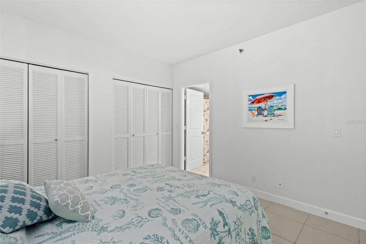 1065 Gulf Of Mexico Drive, Unit 402, Longboat Key, FL 34228 Photo