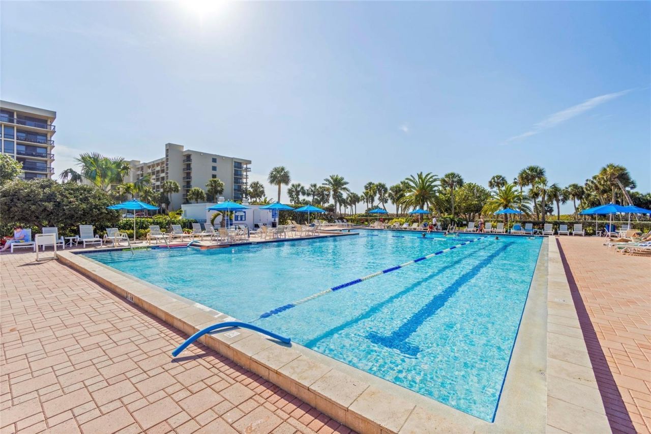 1065 Gulf Of Mexico Drive, Unit 402, Longboat Key, FL 34228 Photo