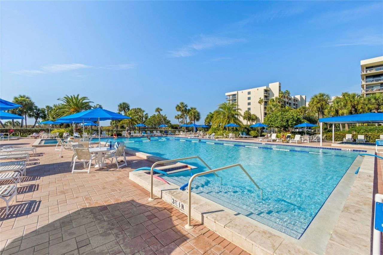 1065 Gulf Of Mexico Drive, Unit 402, Longboat Key, FL 34228 Photo