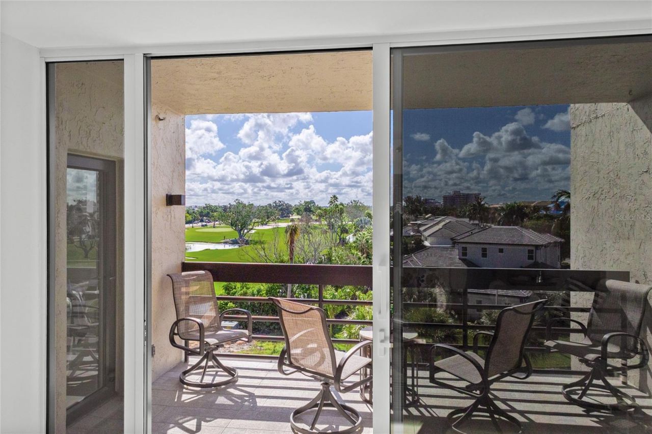 1065 Gulf Of Mexico Drive, Unit 402, Longboat Key, FL 34228 Photo