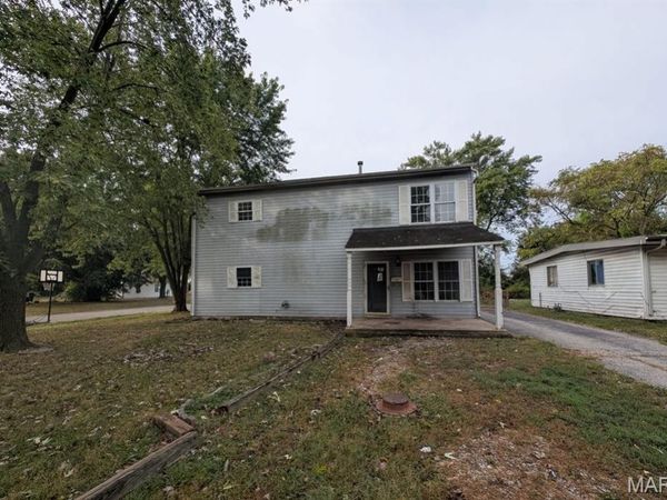 310 E 5th Street, Cahokia, IL 62206