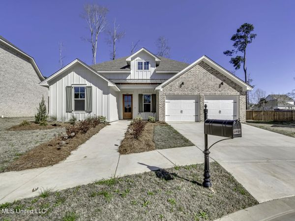 621 Cobalt Way, Brandon, MS 39042