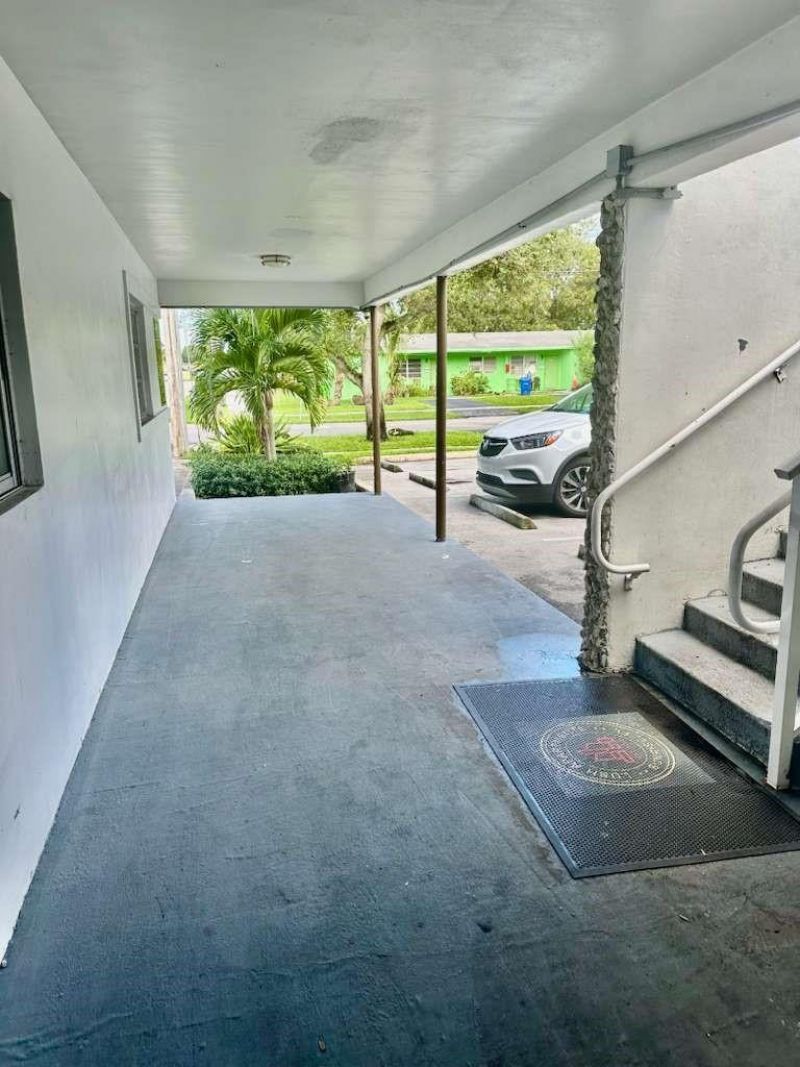 1740 NW 60th Avenue, Unit 6, Sunrise, FL 33313 Photo