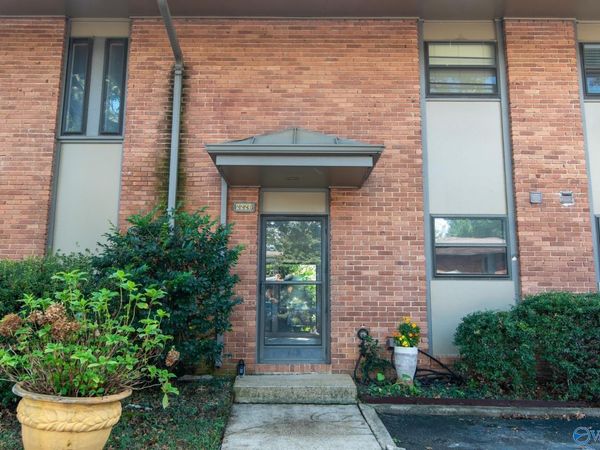 2226 Colony Drive, Huntsville, AL 35802