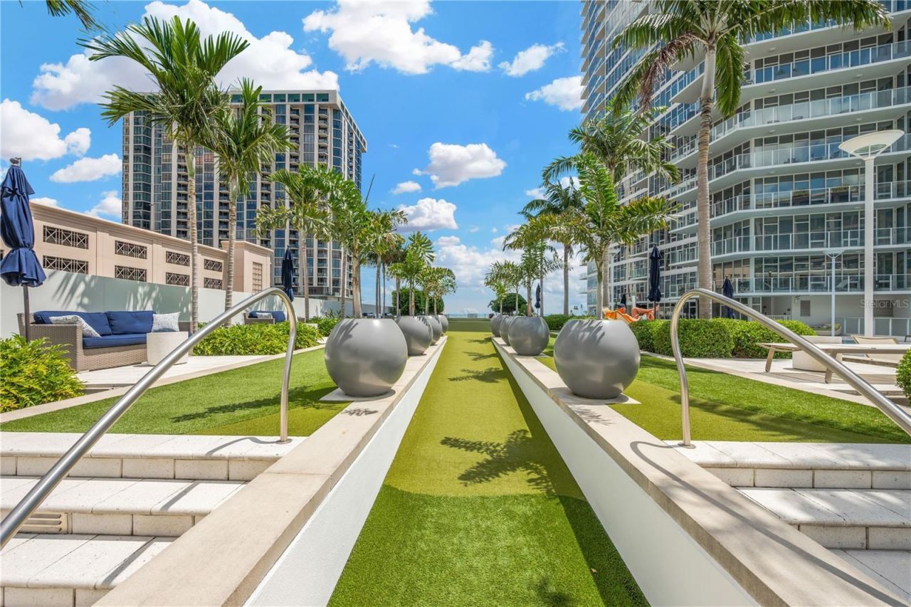 145 2nd Avenue S, Unit 521, Saint Petersburg, FL 33701 Photo