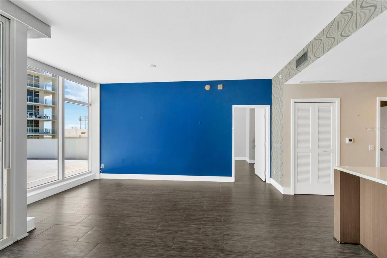145 2nd Avenue S, Unit 521, Saint Petersburg, FL 33701 Photo