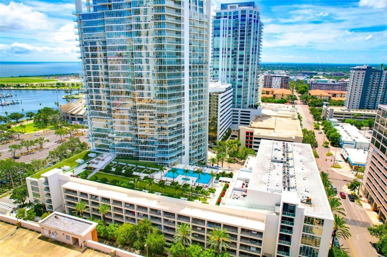145 2nd Avenue S, Unit 521, Saint Petersburg, FL 33701 Photo