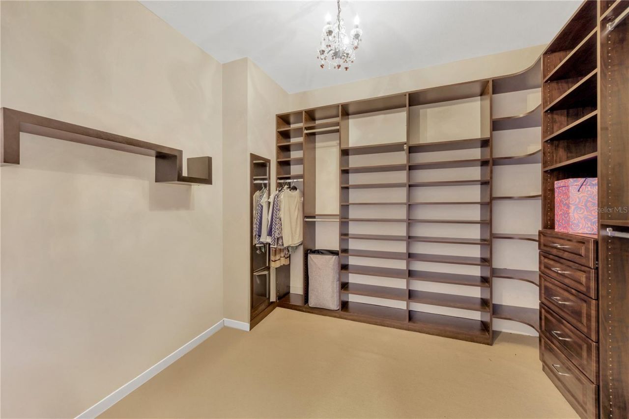 145 2nd Avenue S, Unit 521, Saint Petersburg, FL 33701 Photo