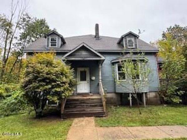 1057 NYS Route 9N, Saratoga Springs, NY 12866