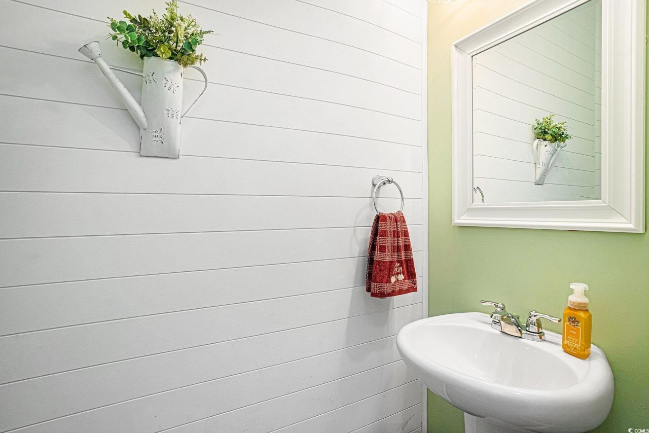 593 Heritage Downs Dr. Photo 11