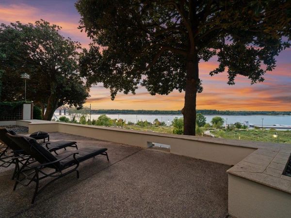 555 MAGNOLIA MOUND DR, Memphis, TN 38103