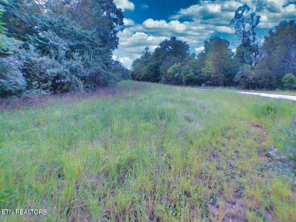 Clearwater View Lane, LaFollette, TN 37766