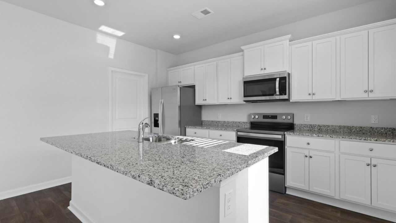 134 Cantley Way Photo 11