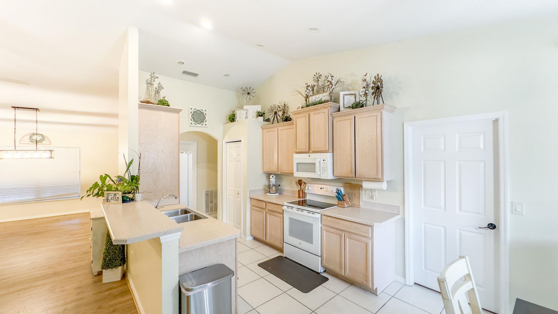 9134 Oviedo Street, Sebring, FL 33872 Photo