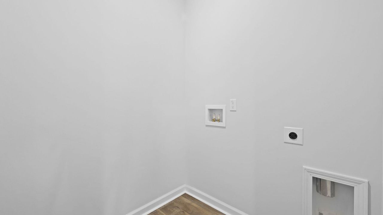 138 Cantley Way Photo 6