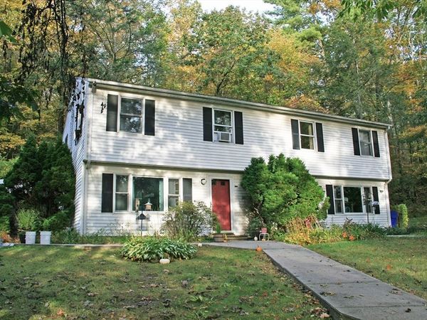 151 Pantry Road, Hatfield, MA 01035