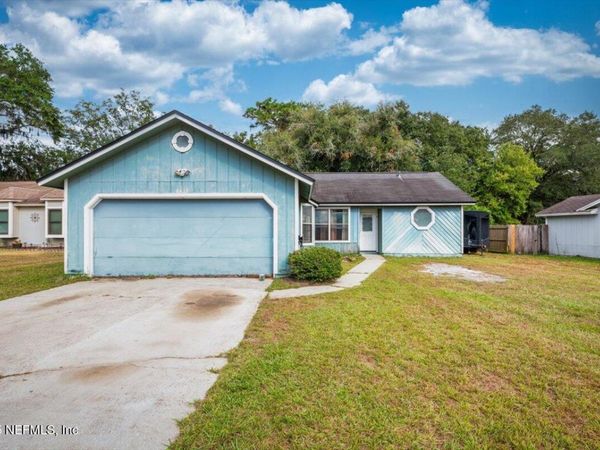 6433 N DIAMOND LEAF Court N, Jacksonville, FL 32244