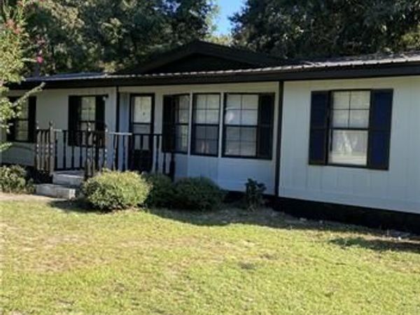 109 VILLAGE Boulevard, Perry, GA 31069