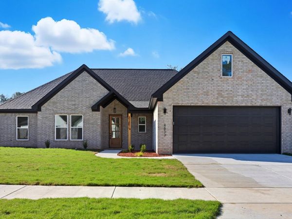 4833 Coronell Way, Bryant, AR 72002
