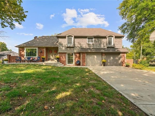 11729 Wyandotte Street, Kansas City, MO 64114