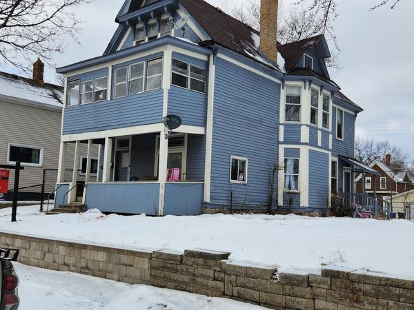 395 Thomas Avenue, Saint Paul, MN 55103