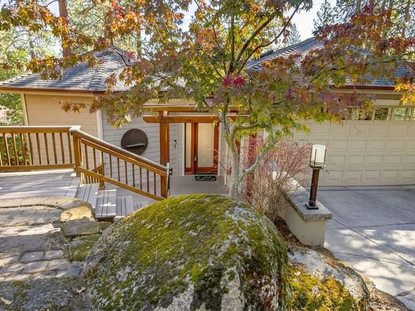 774 Lisa Lane, Ashland, OR 97520
